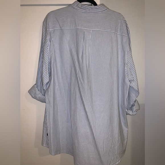 GAP PREPPY STRIPED BUTTON DOWN - Picture 4 of 5